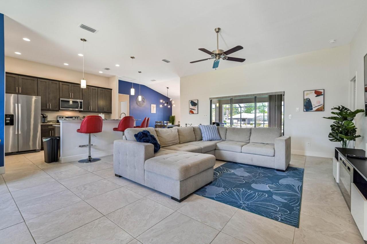 Centrally Located Cape Coral Oasis On Fresh Water Villa Bagian luar foto